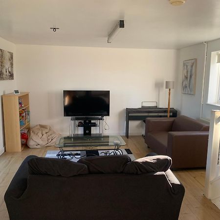 1 Bedroom Annex, Private Bathroom, Peaceful Area Claypits Exterior foto
